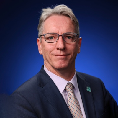 Dr Craig Everton